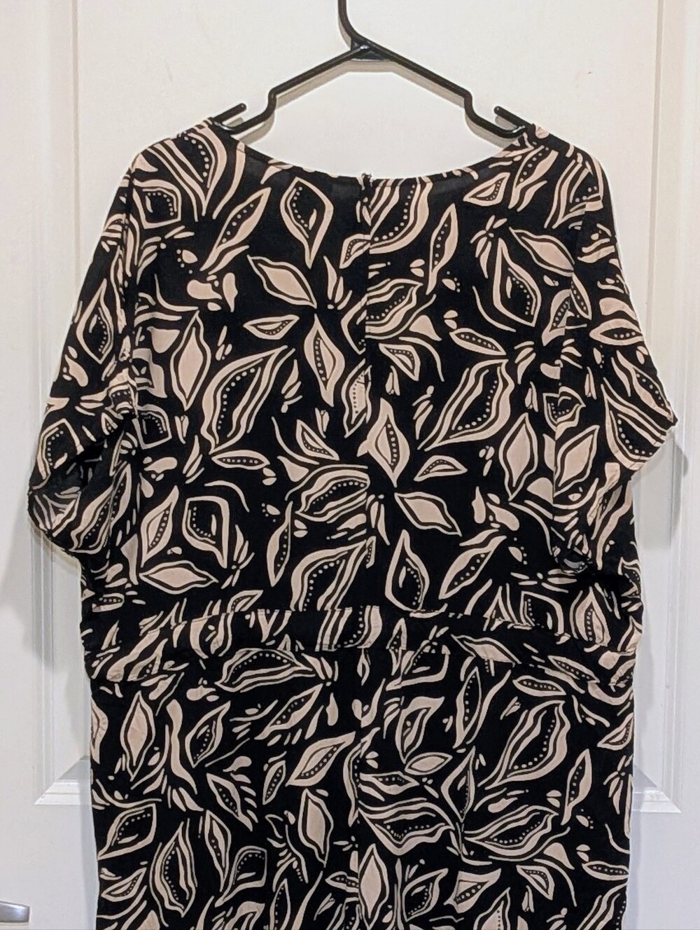 EUC Ever Me 16 Black and Tan Viscose Blend Leaf Print Drawstring Waist Jumpsuit - Picture 7 of 8